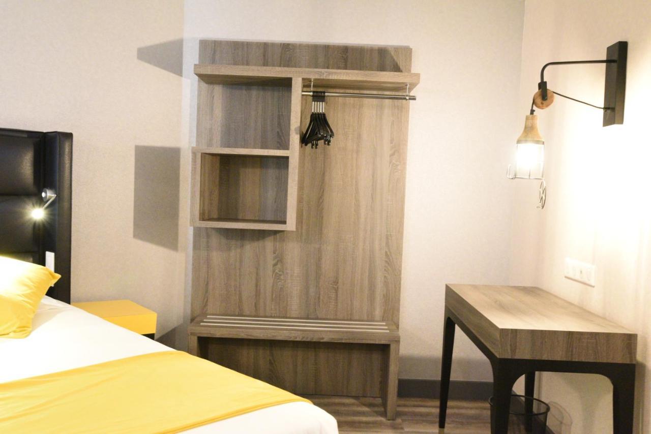 The Originals Boutique, Hotel Montélimar Zewnętrze zdjęcie